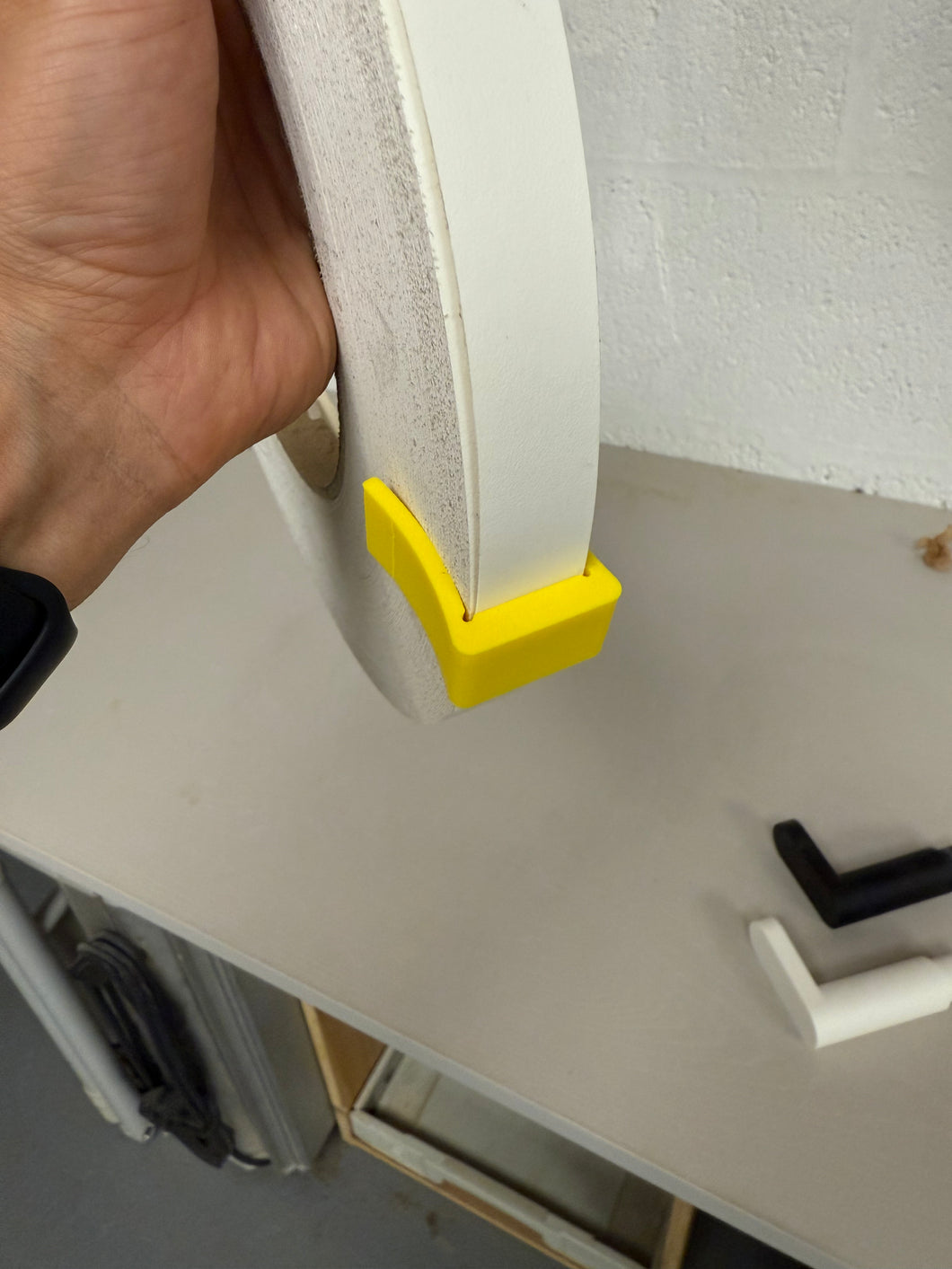 EdgeKlip - The edging roll clip